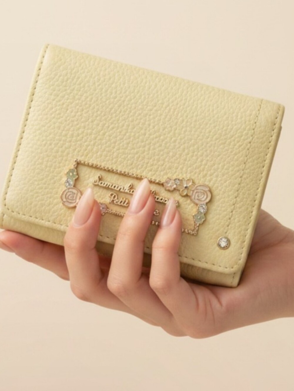 Samantha Thavasa Petit Choice Pale‎ Yellow Floral Logo Wallet